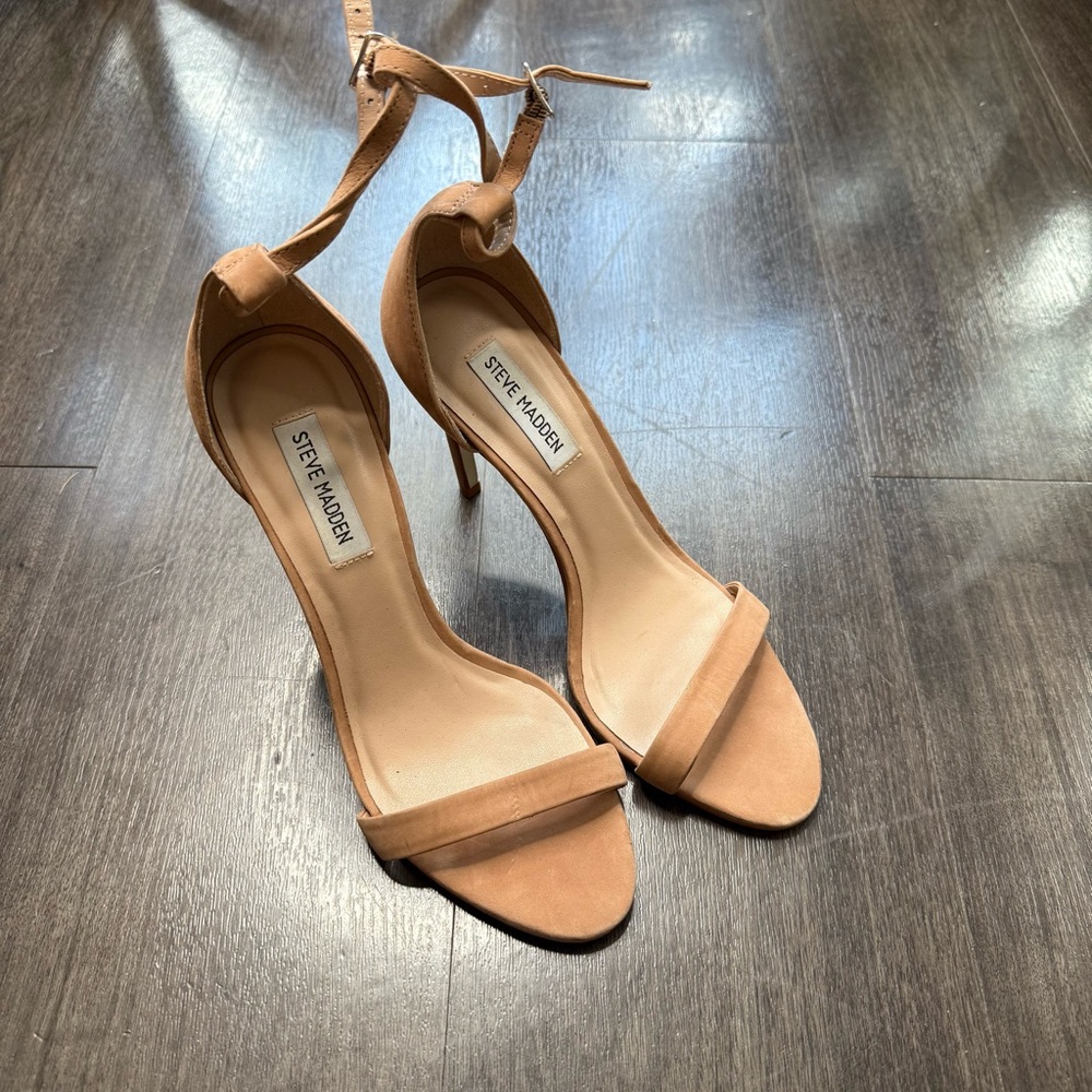 Steve Madden Stecy Heeled Sandals